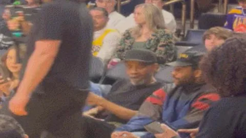 《五战全胜！跳蚁军团连续两日激战，四连败挑战者蓄势待发》